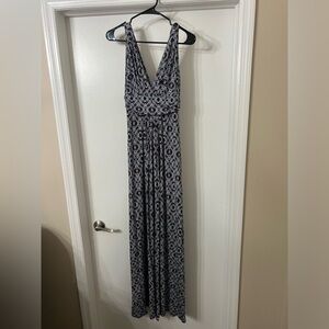 Woman’s TART Maxi dress size Medium